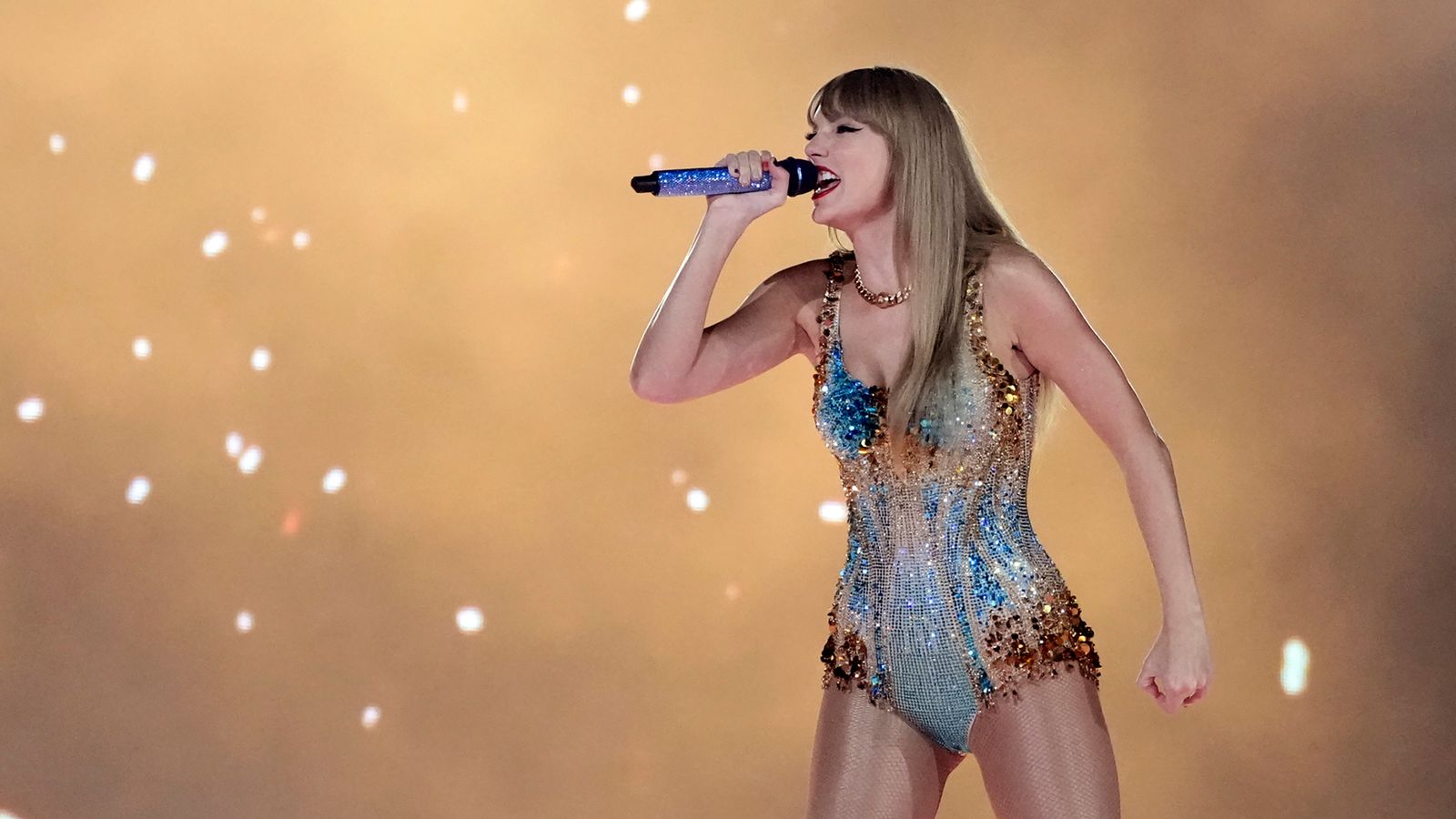 Taylor Swift Loves The Brand New BASE Cross-Platform Framework